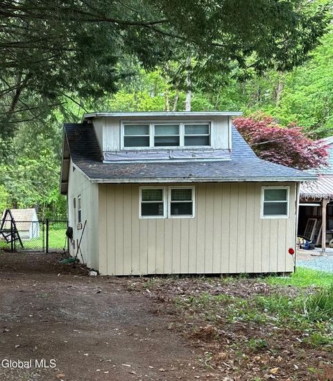 Homes For Sale - 5268 Pillar Way<br/> Washington County, Fort Ann, NY 12827