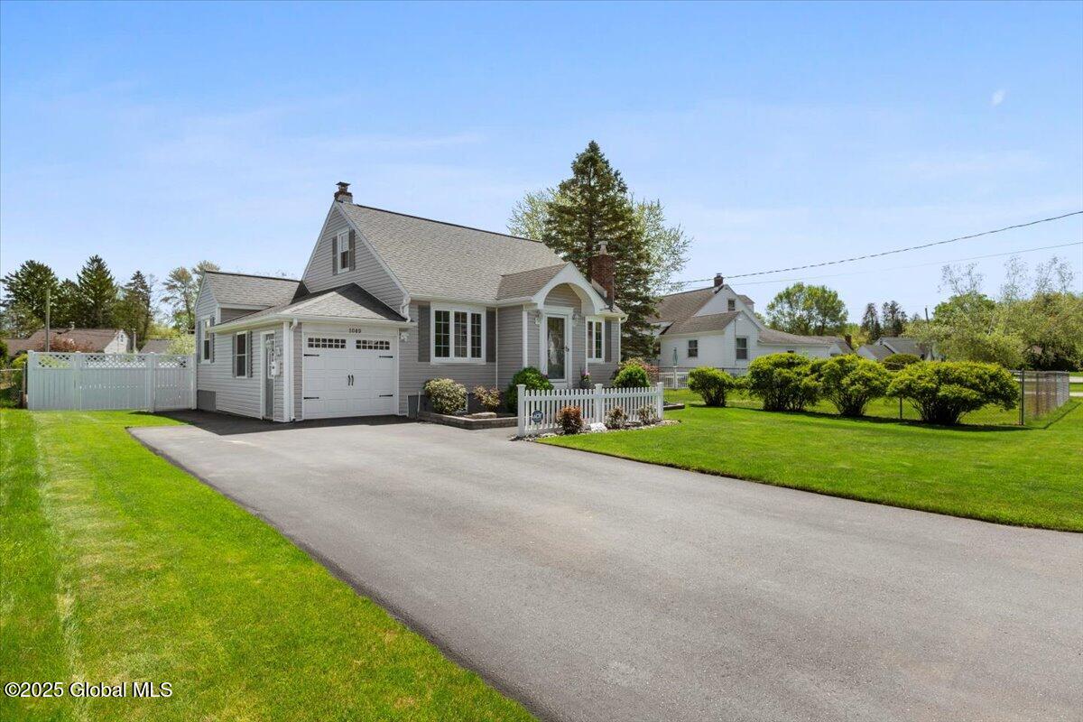 1049 Eugene Drive, Schenectady, New York image 4
