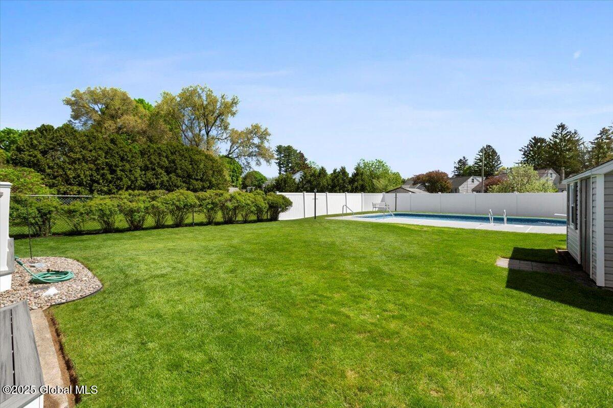 1049 Eugene Drive, Schenectady, New York image 28