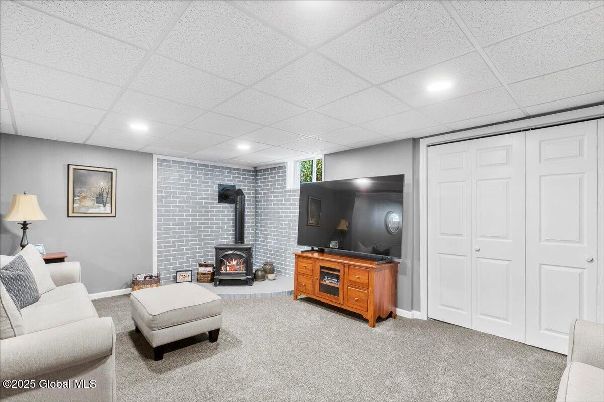 1049 Eugene Drive, Schenectady, New York image 24