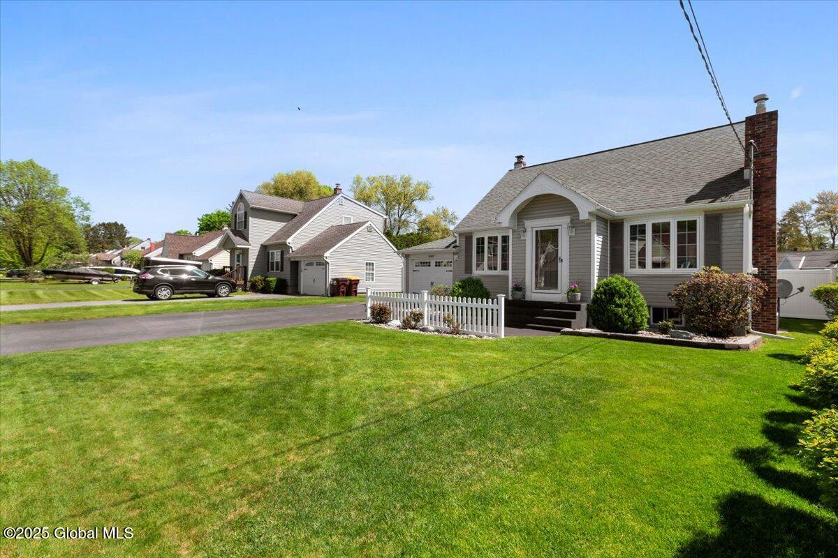 1049 Eugene Drive, Schenectady, New York image 2