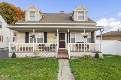 Photo of 41 Saratoga Avenue #1, Waterford, NY 12188 (MLS # 202528475) Photo of 41 Saratoga Avenue #1, Waterford, NY 12188 (MLS # 202528475)