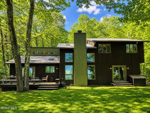 Homes For Rent - 98 Beaver Dam Road<br/> Albany County, Voorheesville, NY 12186