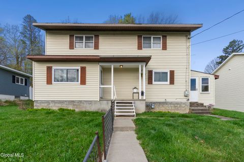Photo of 29 Harris Avenue, Mechanicville, NY 12118 (MLS # 202615623)