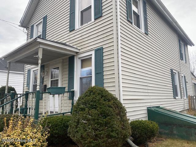 8 Carey Avenue, Hoosick Falls, New York image 3