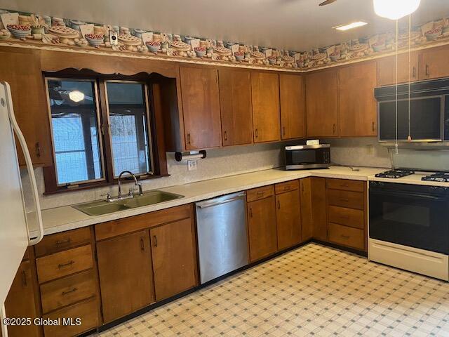 8 Carey Avenue, Hoosick Falls, New York image 7