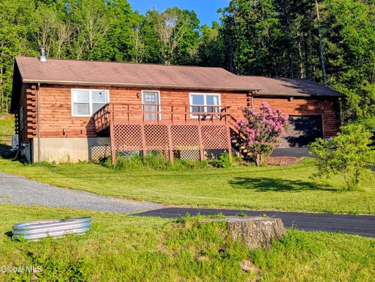 390 E LAKE RD, ARGYLE, NY 12809 - Image 20d11d5ebc4f4e719fcb9e3efcae2adf/1444418016