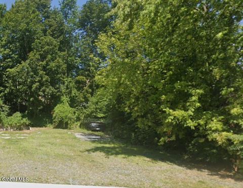 Photo of 26 & 33 Osborne Street, Albany, NY 12202 (MLS # 202611329)