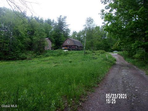 Homes For Sale - 271 Hickey Road<br/> Hampton, NY 12837