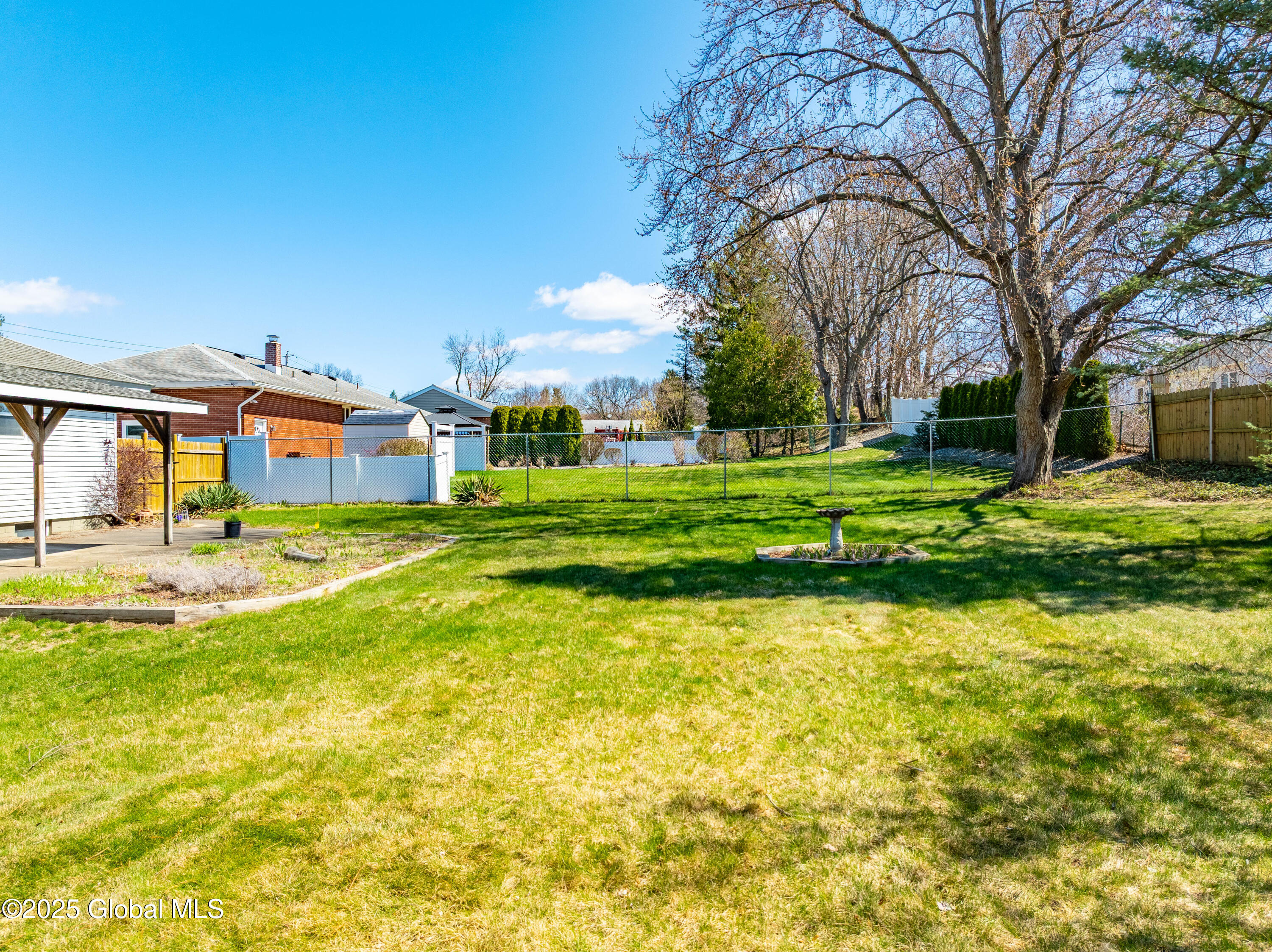 13 James Drive, Loudonville, New York image 21
