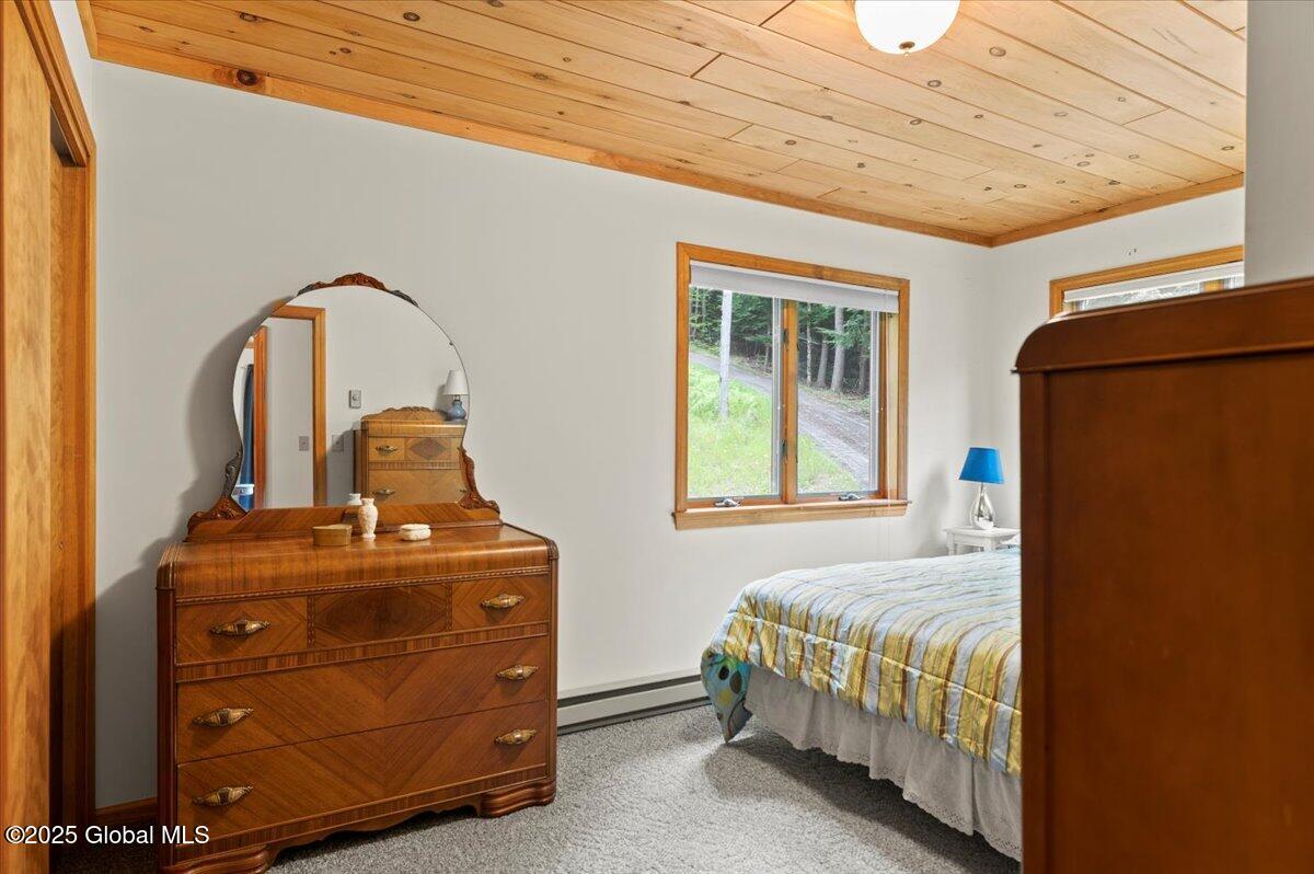 10 E Beachwood Road, Hadley, New York image 22
