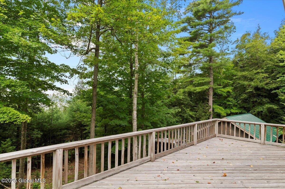 10 E Beachwood Road, Hadley, New York image 17