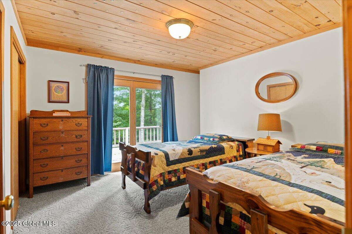 10 E Beachwood Road, Hadley, New York image 18