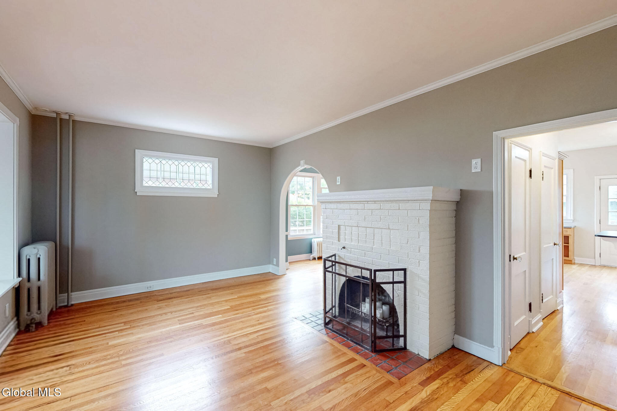 24 W Erie Street