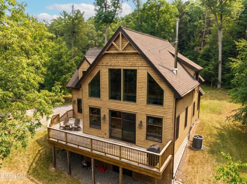 Homes For Sale - 7 White Birch Way<br/> Washington County, Putnam Station, NY 12861
