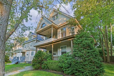Photo of 1146 glenwood blvd Boulevard, Schenectady, NY 12308 (MLS # 202527069)