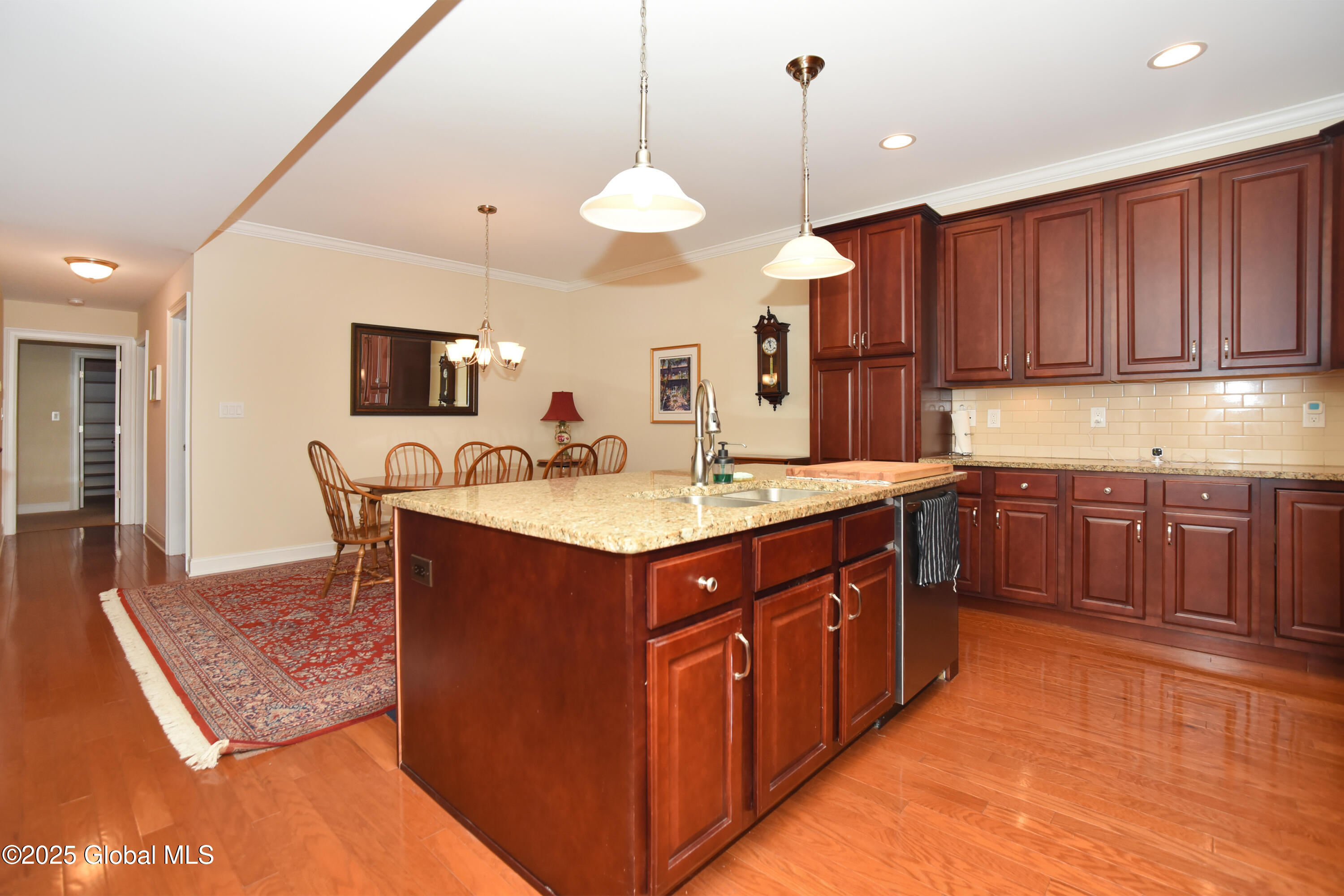 509 Lois Lane, Schenectady, New York image 5