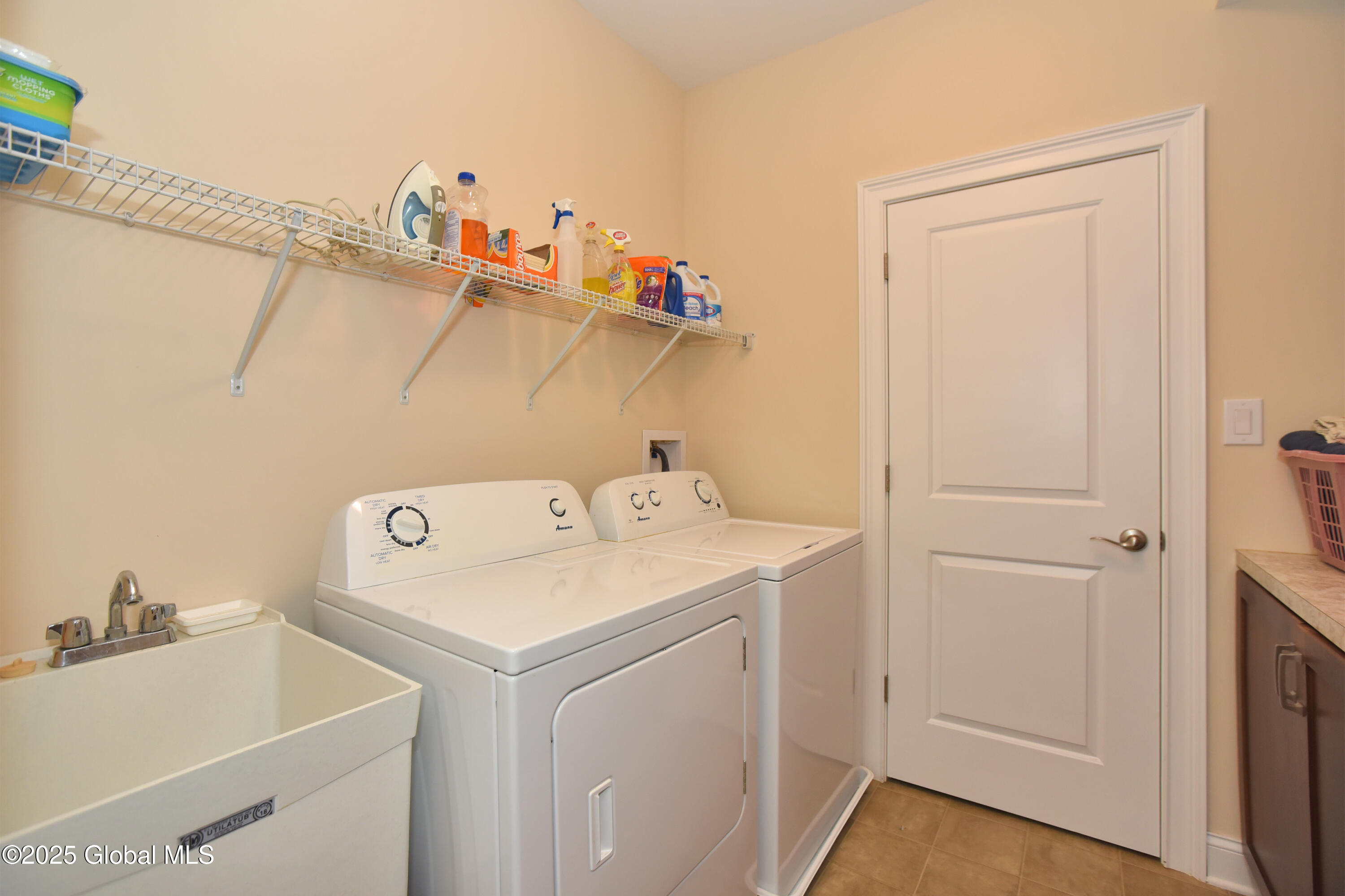 509 Lois Lane, Schenectady, New York image 21