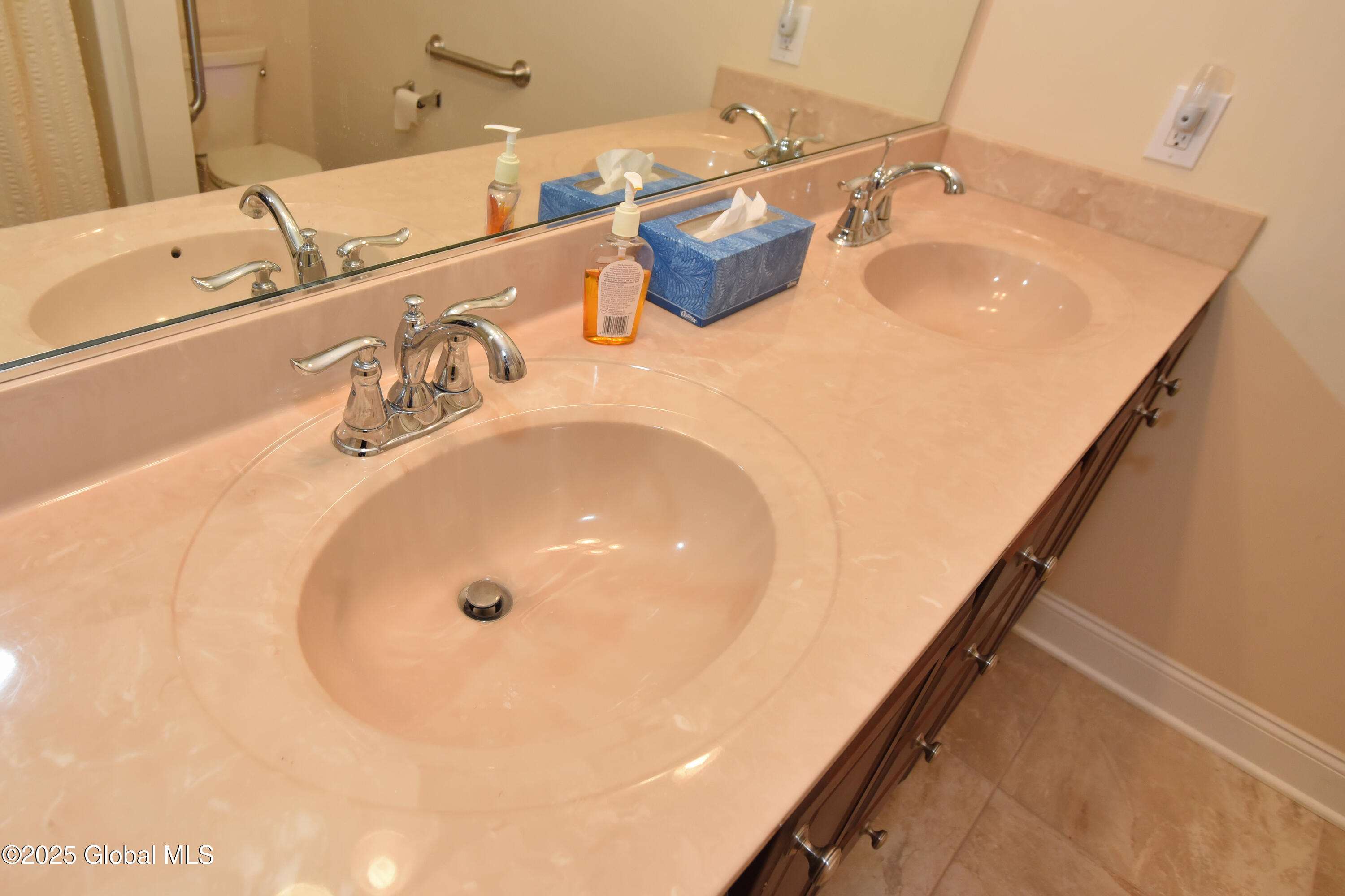 509 Lois Lane, Schenectady, New York image 33