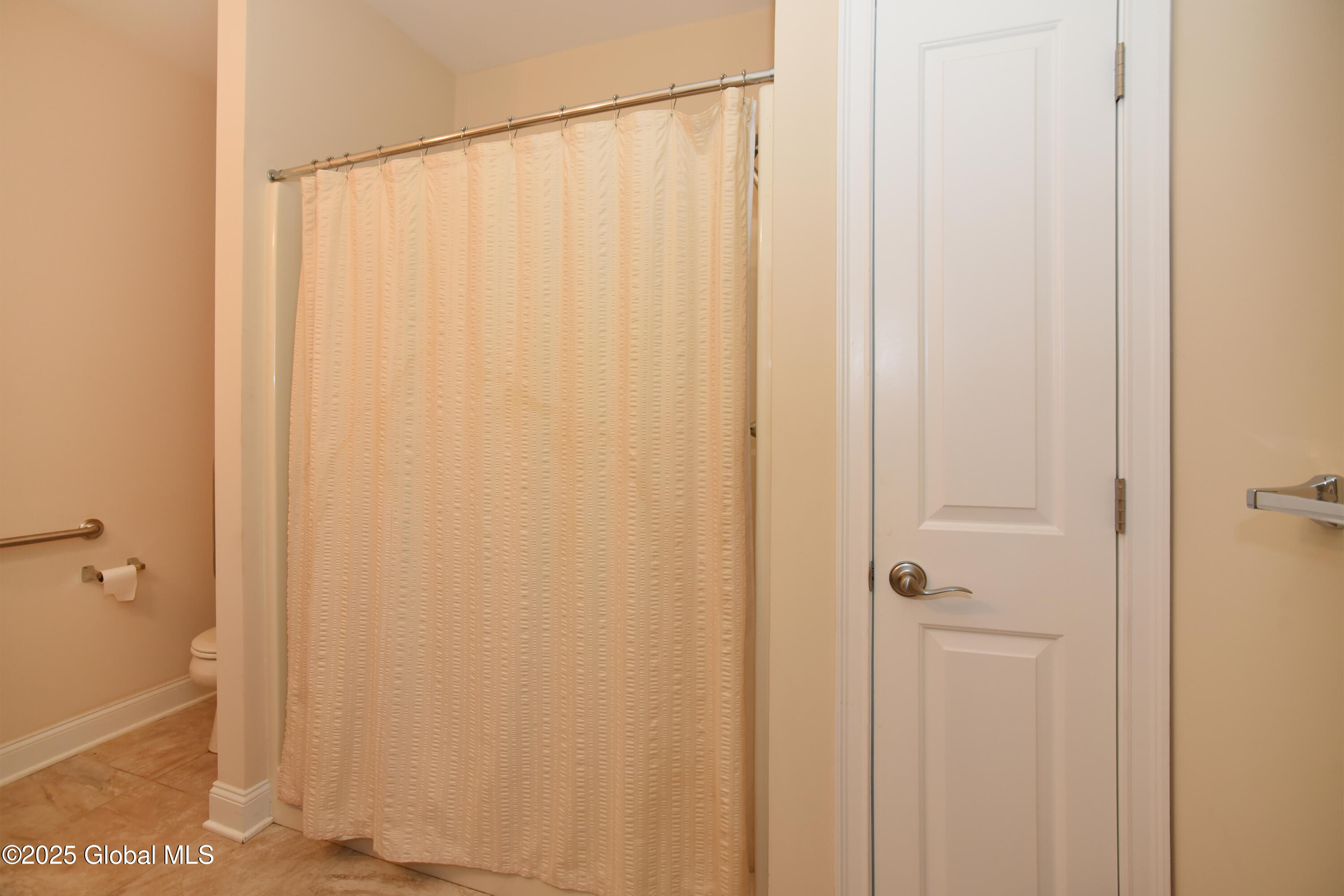 509 Lois Lane, Schenectady, New York image 30