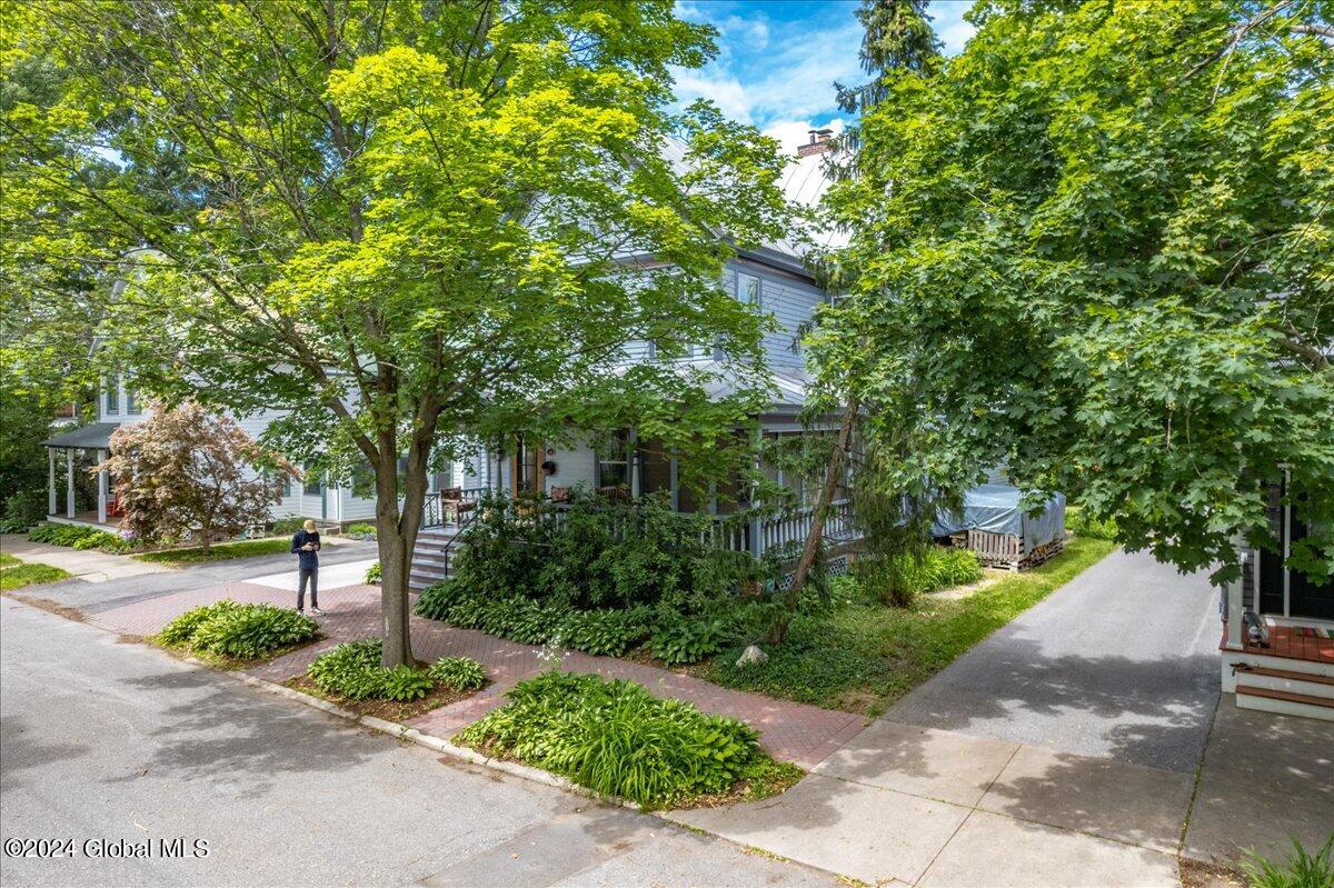 19 George Street, Saratoga Springs, New York image 47