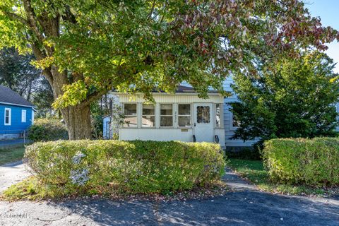 Photo of 2620 1st Avenue, Schenectady, NY 12306 (MLS # 202527664)