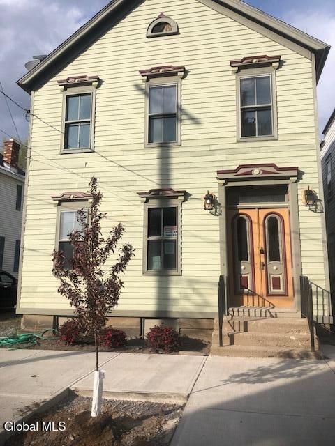 Photo of 122 N Ferry Street #1, Schenectady, NY 12305 (MLS # 202615305)