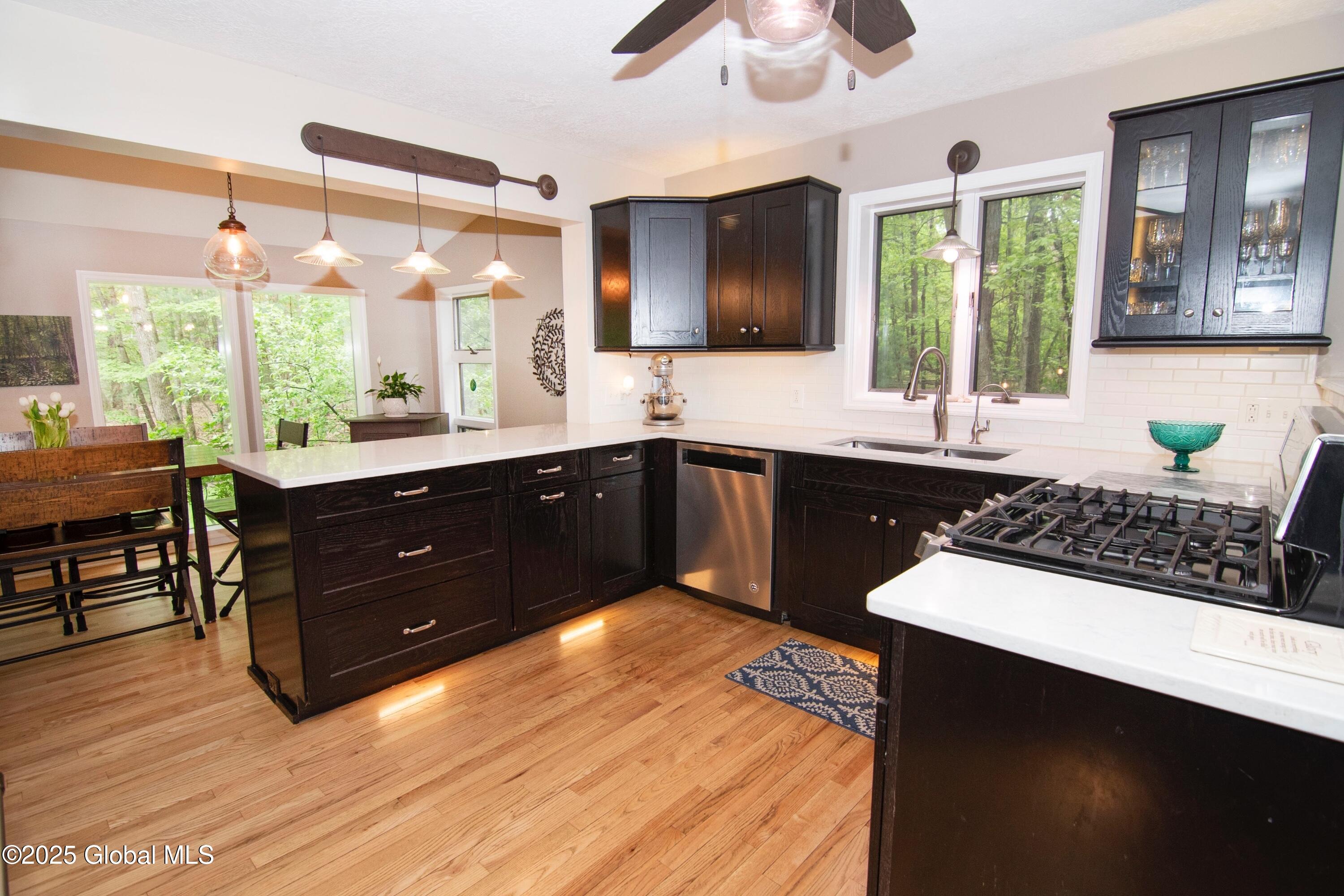124 Edie Road, Saratoga Springs, New York image 21