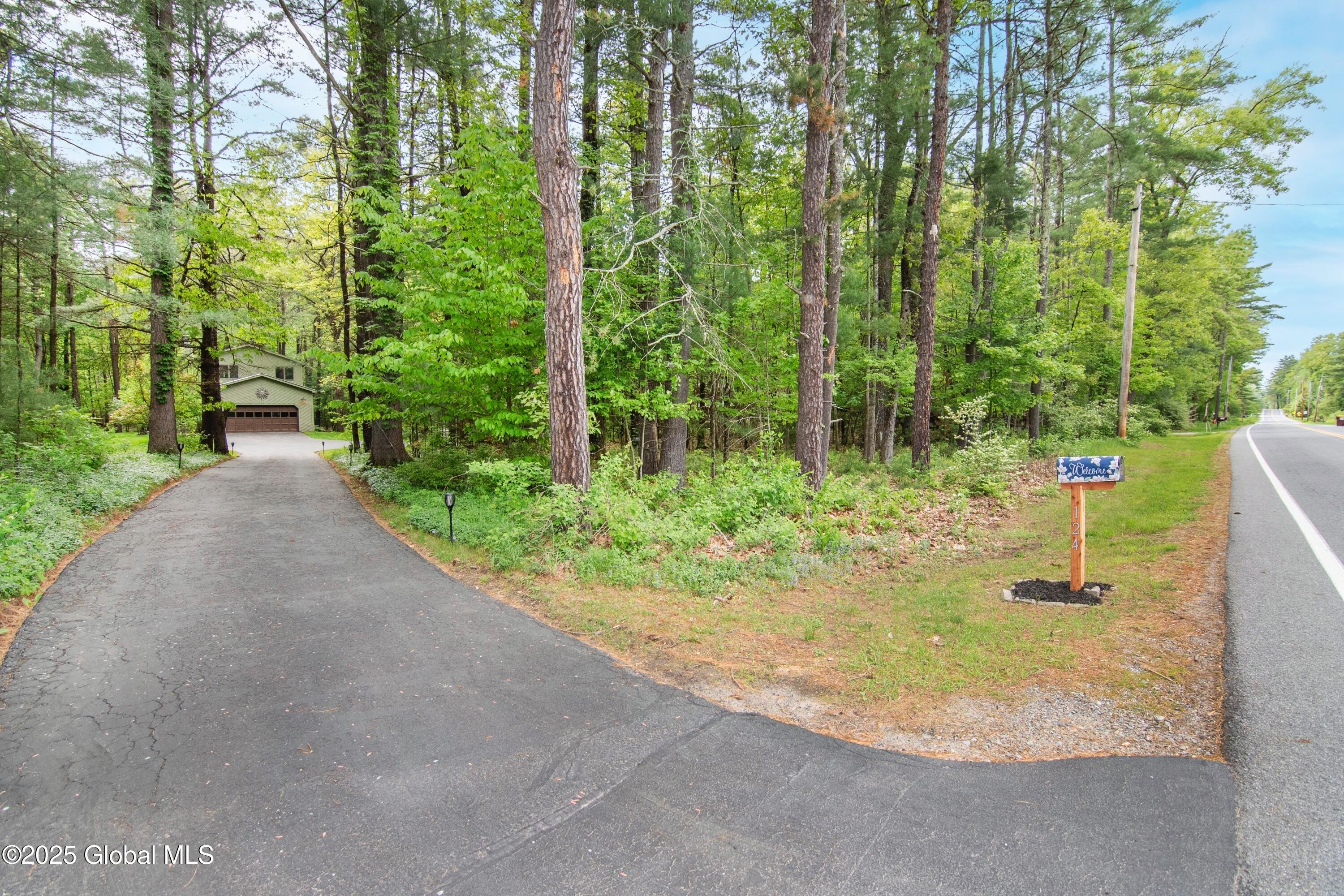124 Edie Road, Saratoga Springs, New York image 10