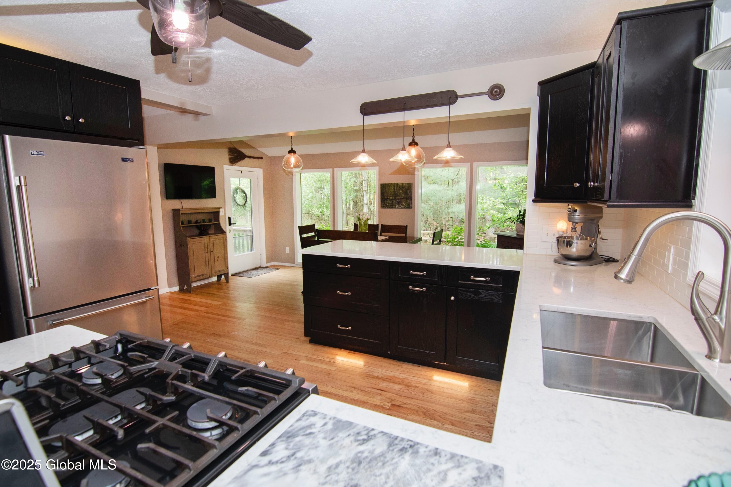 124 Edie Road, Saratoga Springs, New York image 25