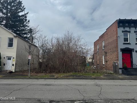 Photo of 1035-1037 6th Avenue, Troy, NY 12180 (MLS # 202614466)