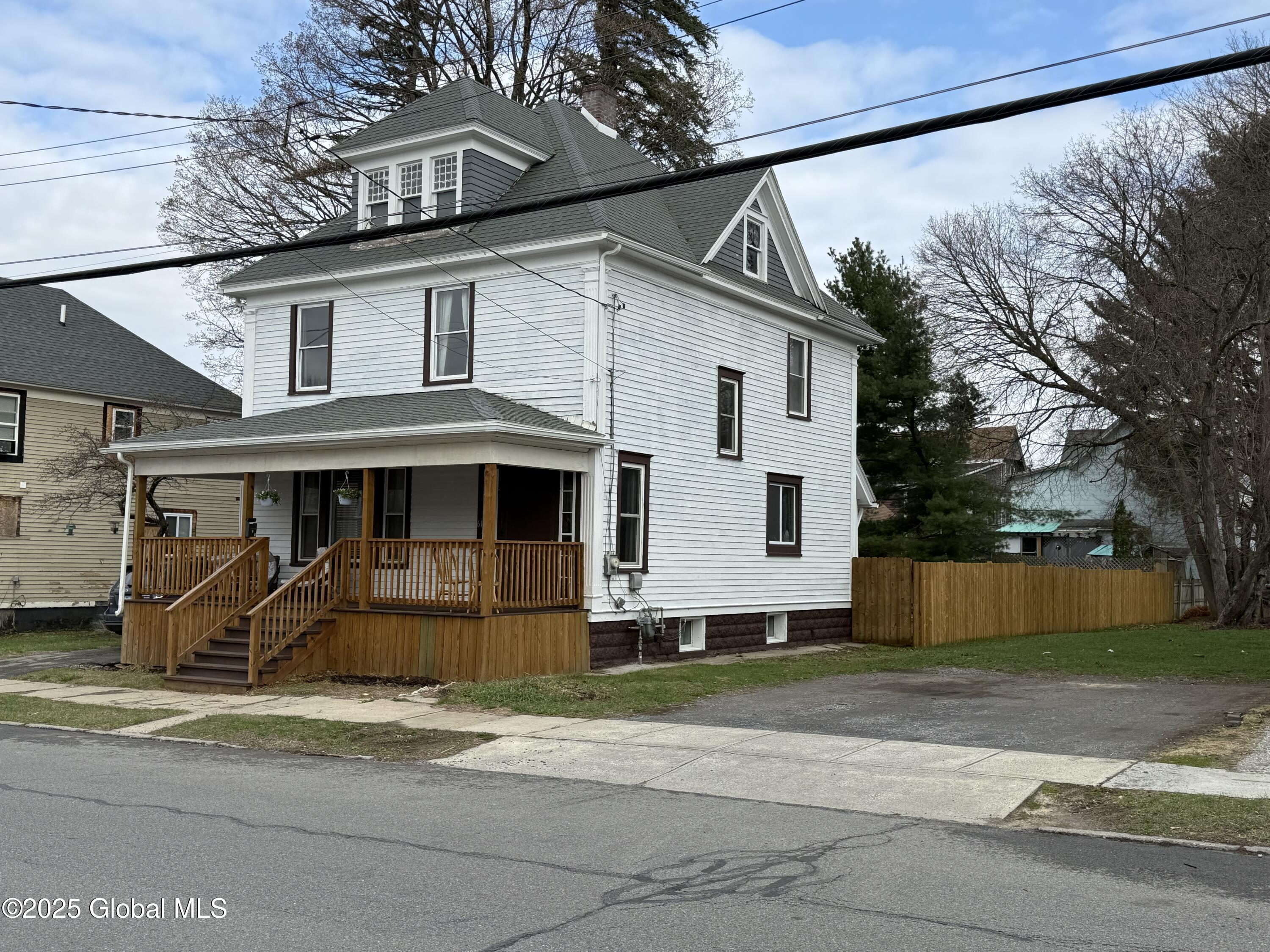 61 3rd Avenue, Gloversville, New York image 1