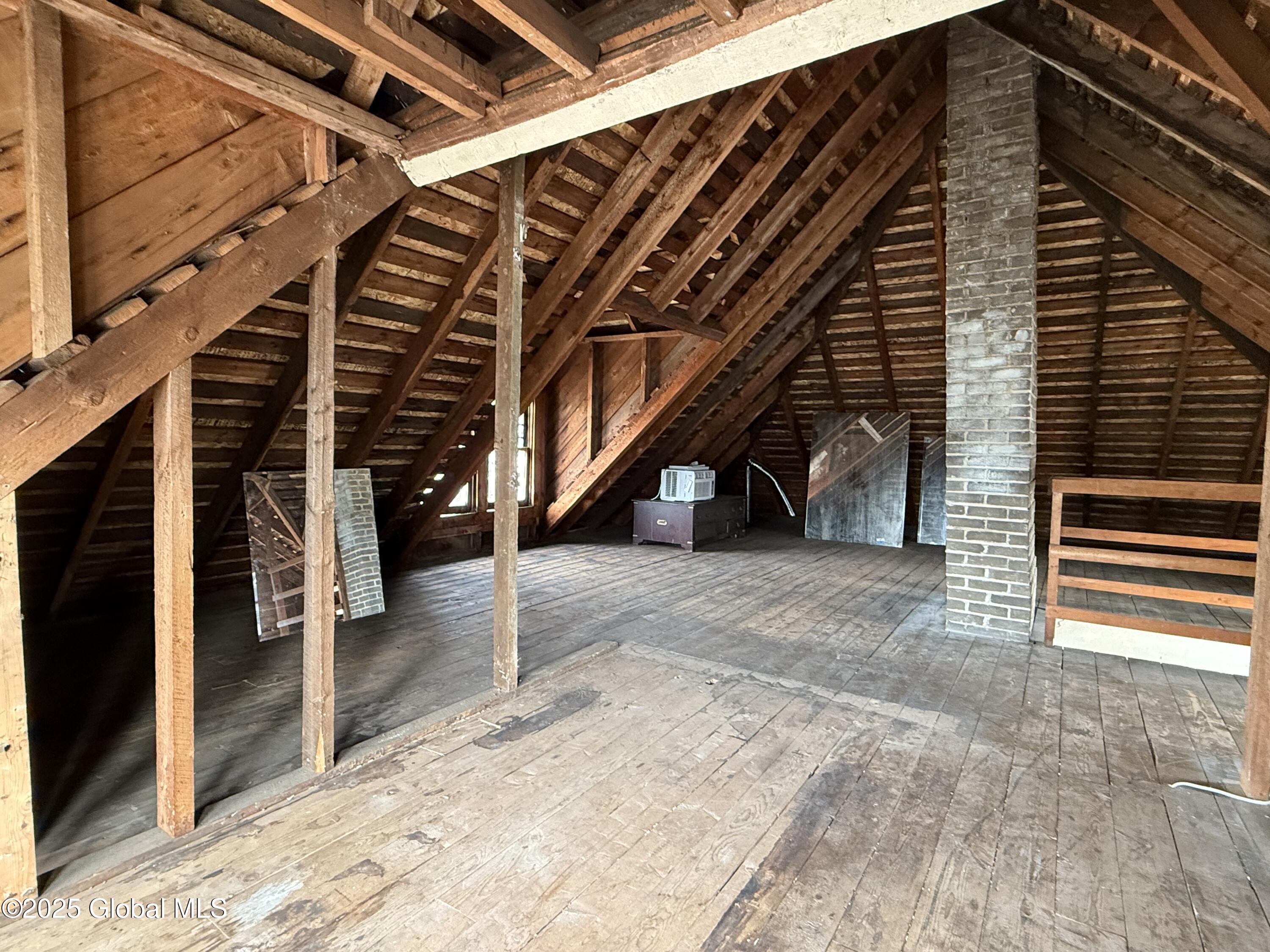 61 3rd Avenue, Gloversville, New York image 24
