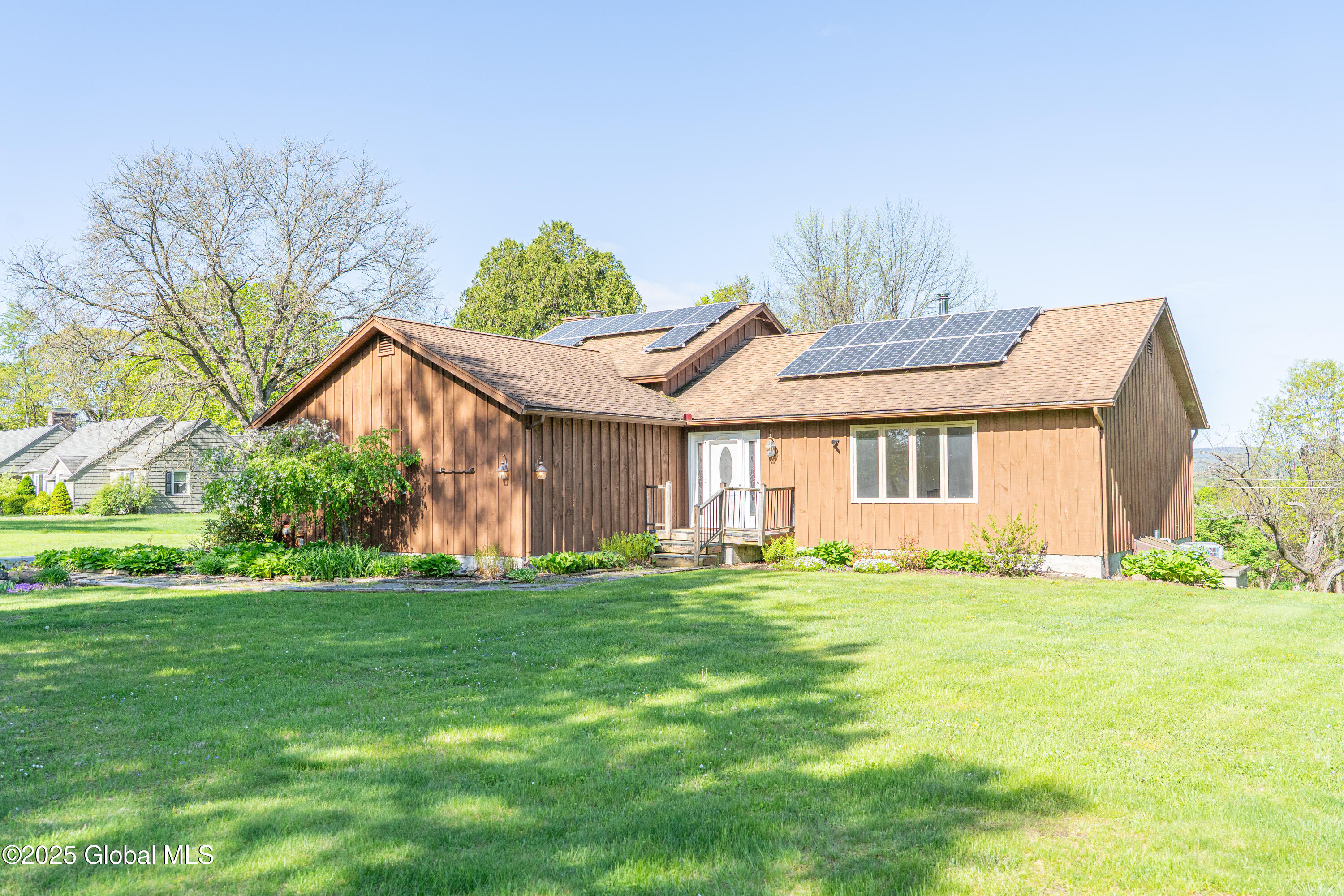 243 Chestnut Ridge Road, Queensbury, New York image 1