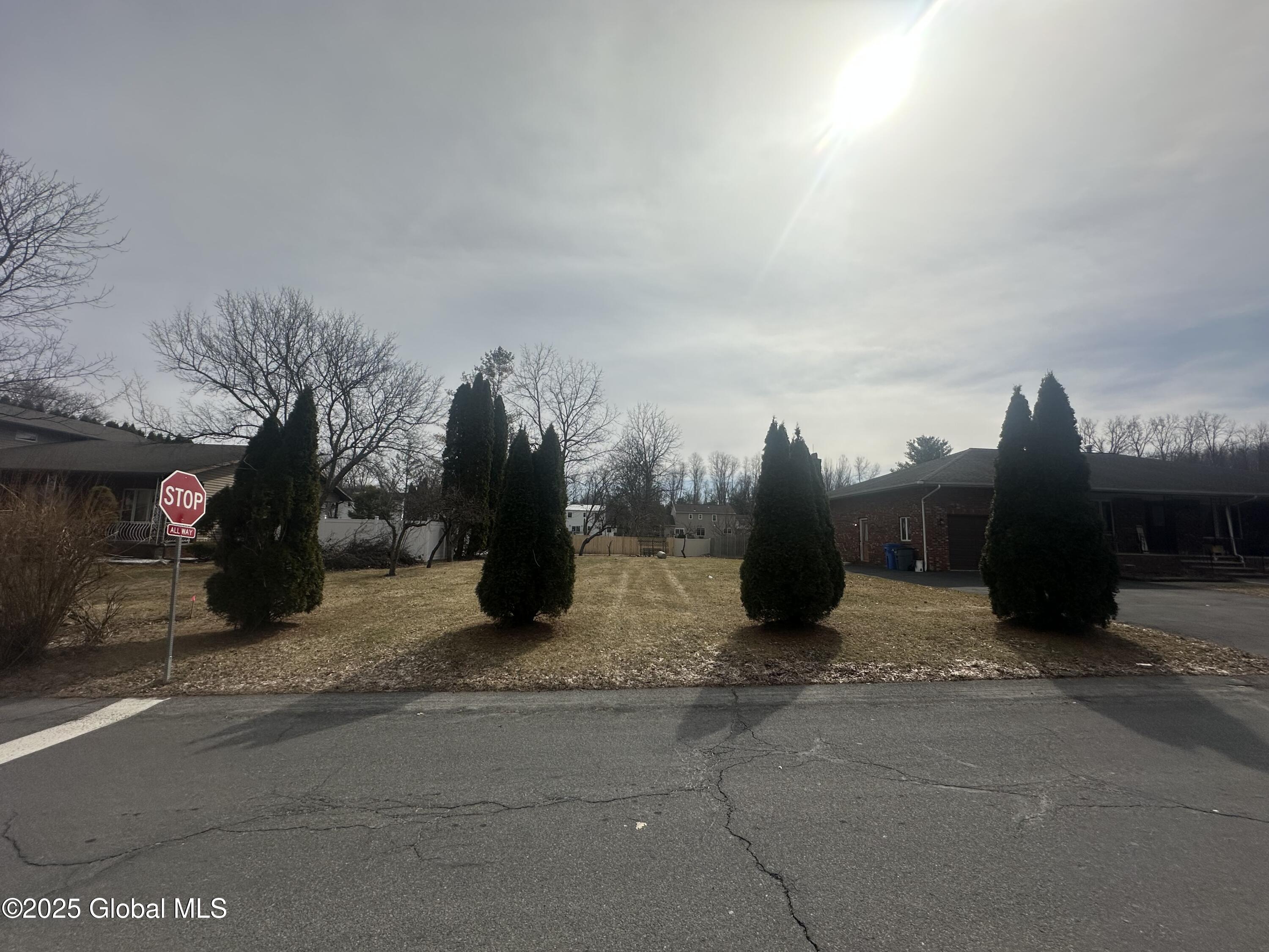 24A Aspen Circle, Albany, New York image 1