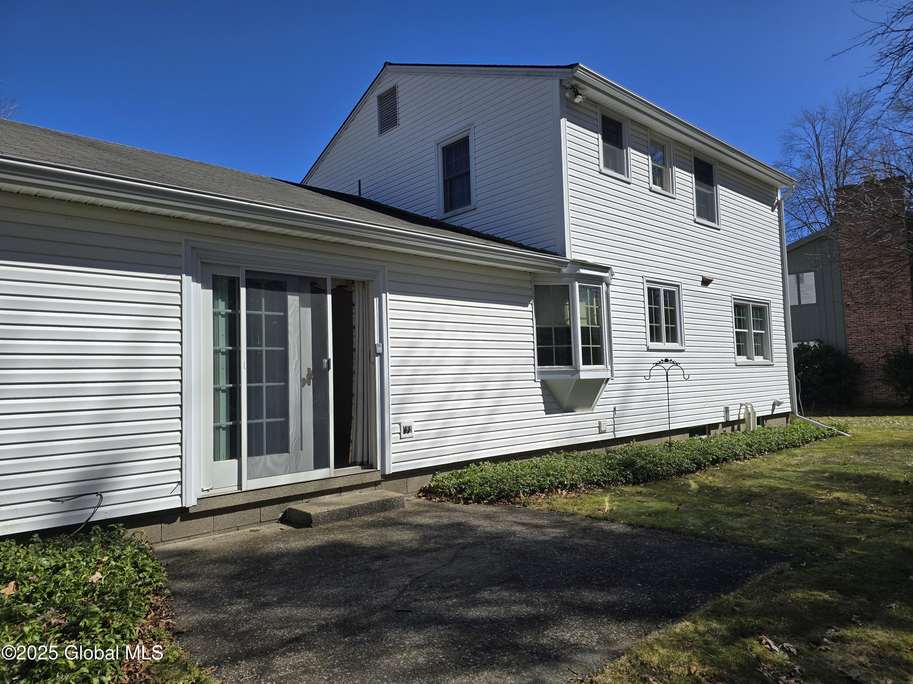 10 Greenwood Lane, Queensbury, New York image 2