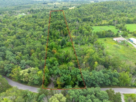 Photo of 165 Cleveland Road, Sloansville, NY 12031 (MLS # 202625514)