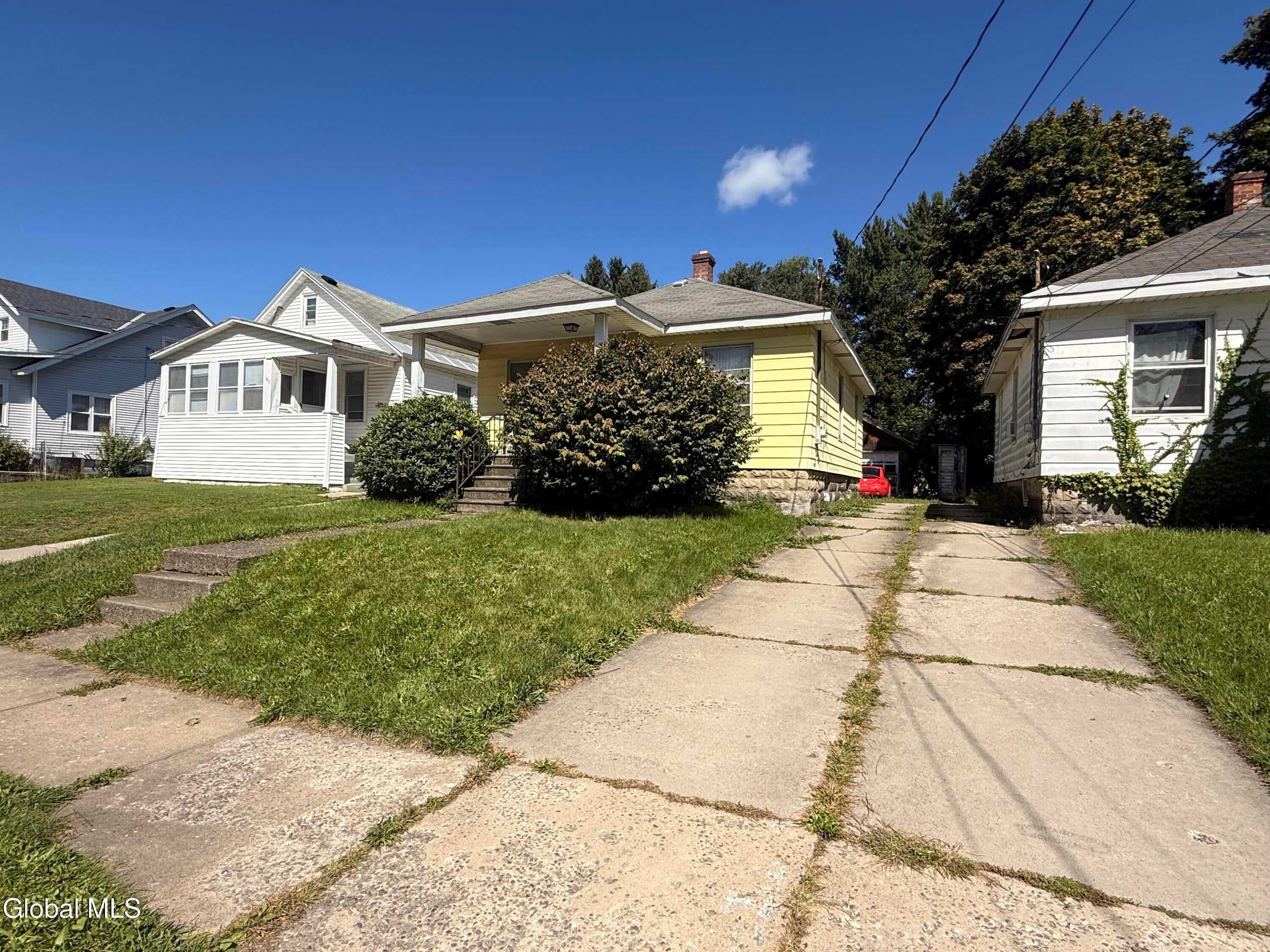1017 Raymond Street