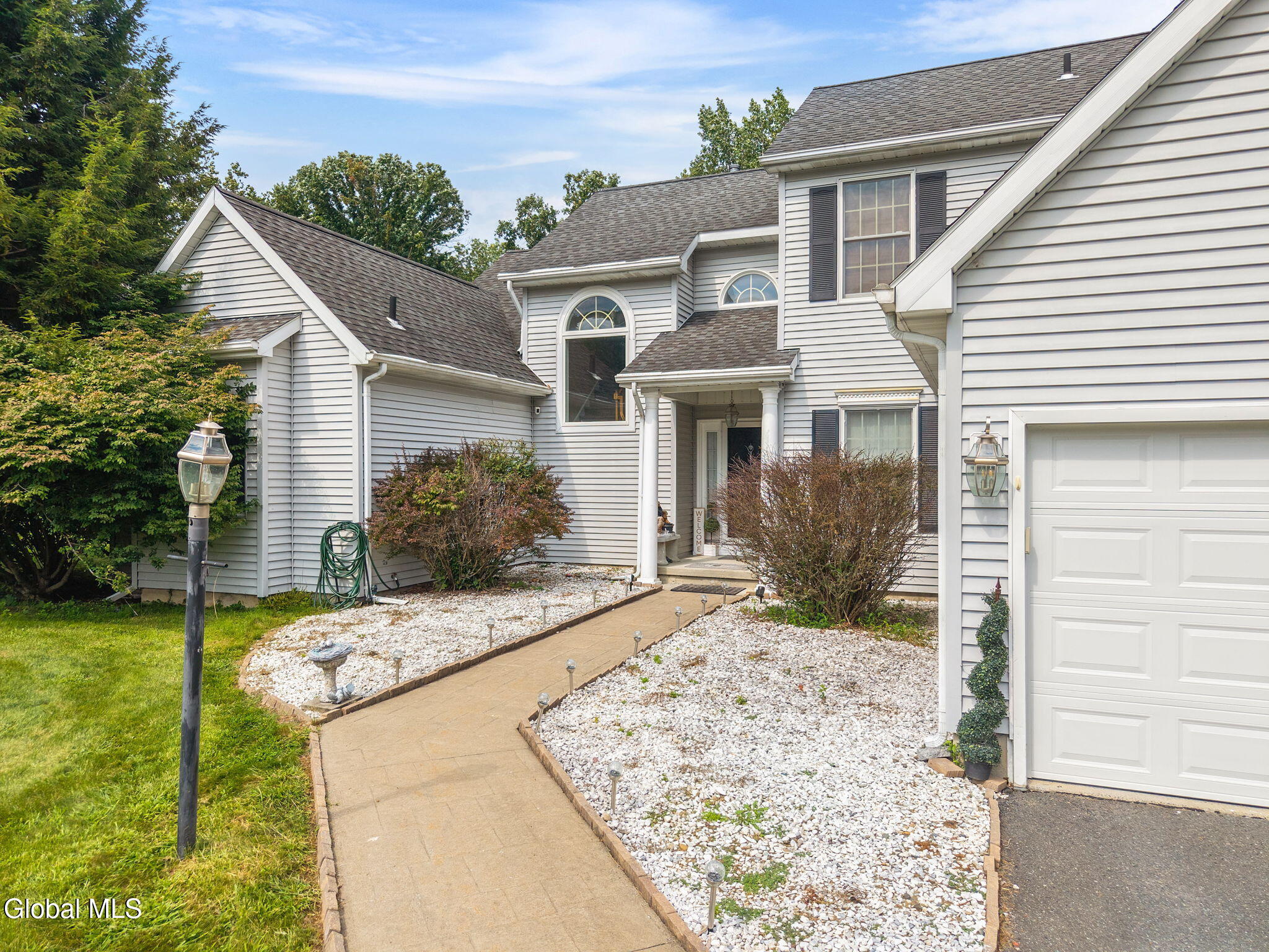 302 Quidor Court