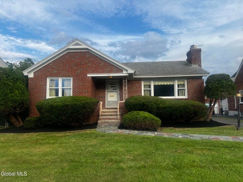 Homes For Sale - 826 New Scotland Avenue<br/> Albany, NY 12208