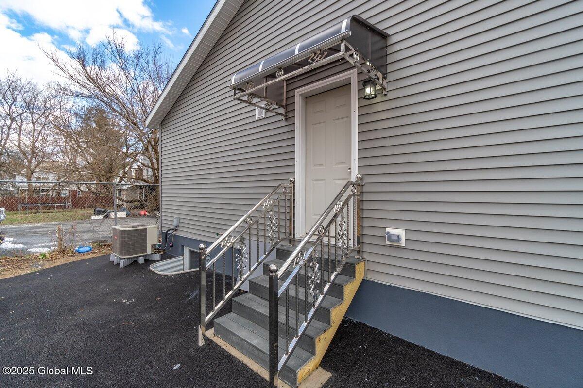 1229 8th Avenue, Schenectady, New York image 37