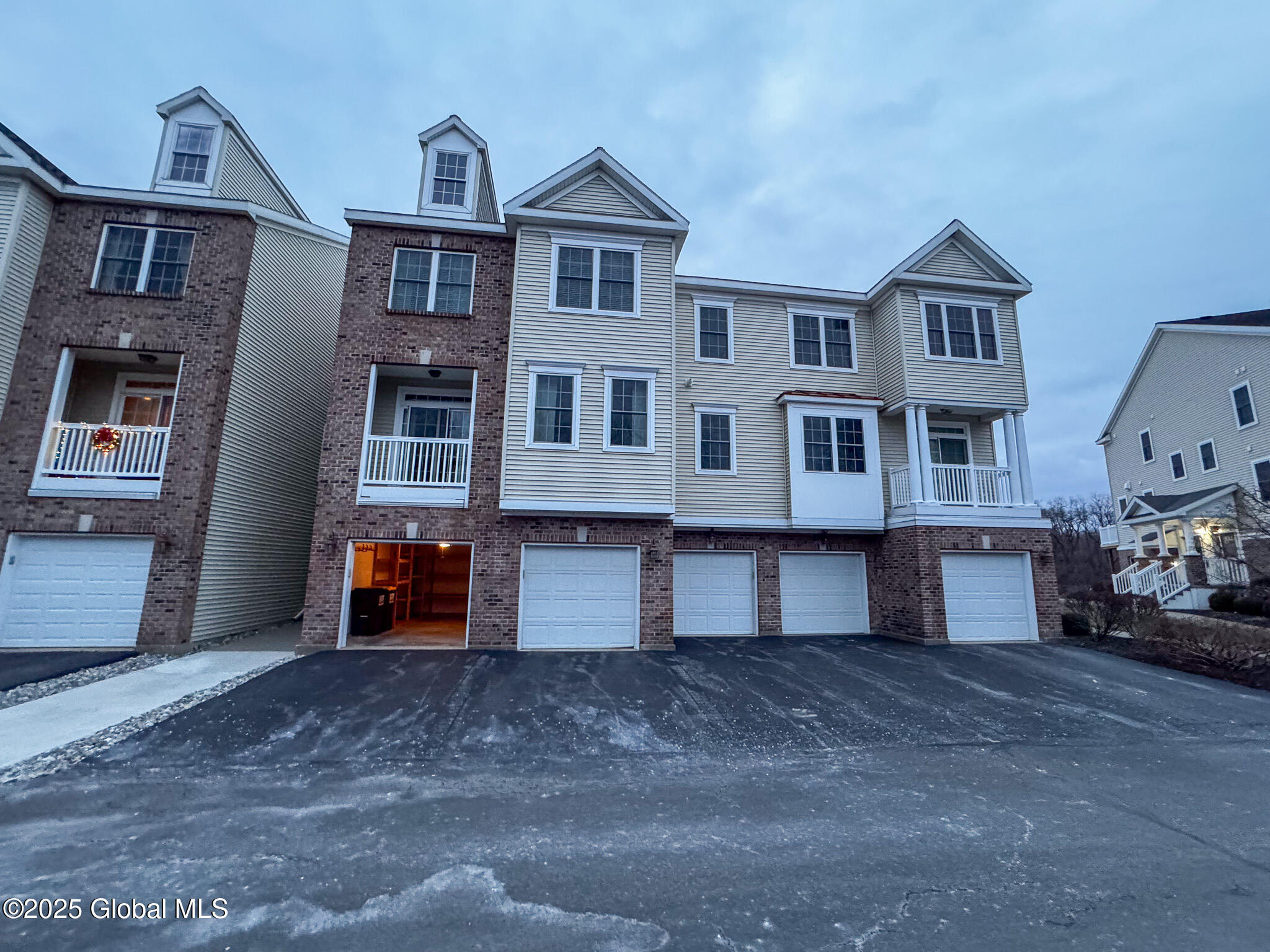 12203 Admirals Walk Drive, Cohoes, New York image 31