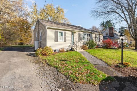 Photo of 156 Crow Ridge Road, Voorheesville, NY 12186 (MLS # 202529081)