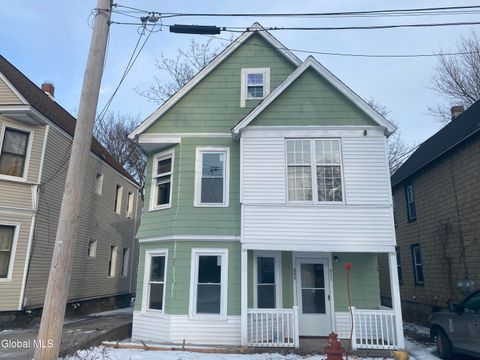 Photo of 609 Bluff Avenue, Schenectady, NY 12303 (MLS # 202611161)