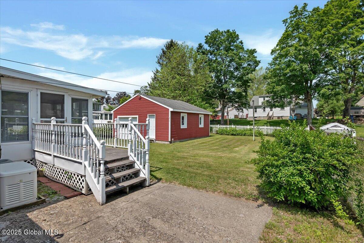 327 Sullivan Road, Schenectady, New York image 29