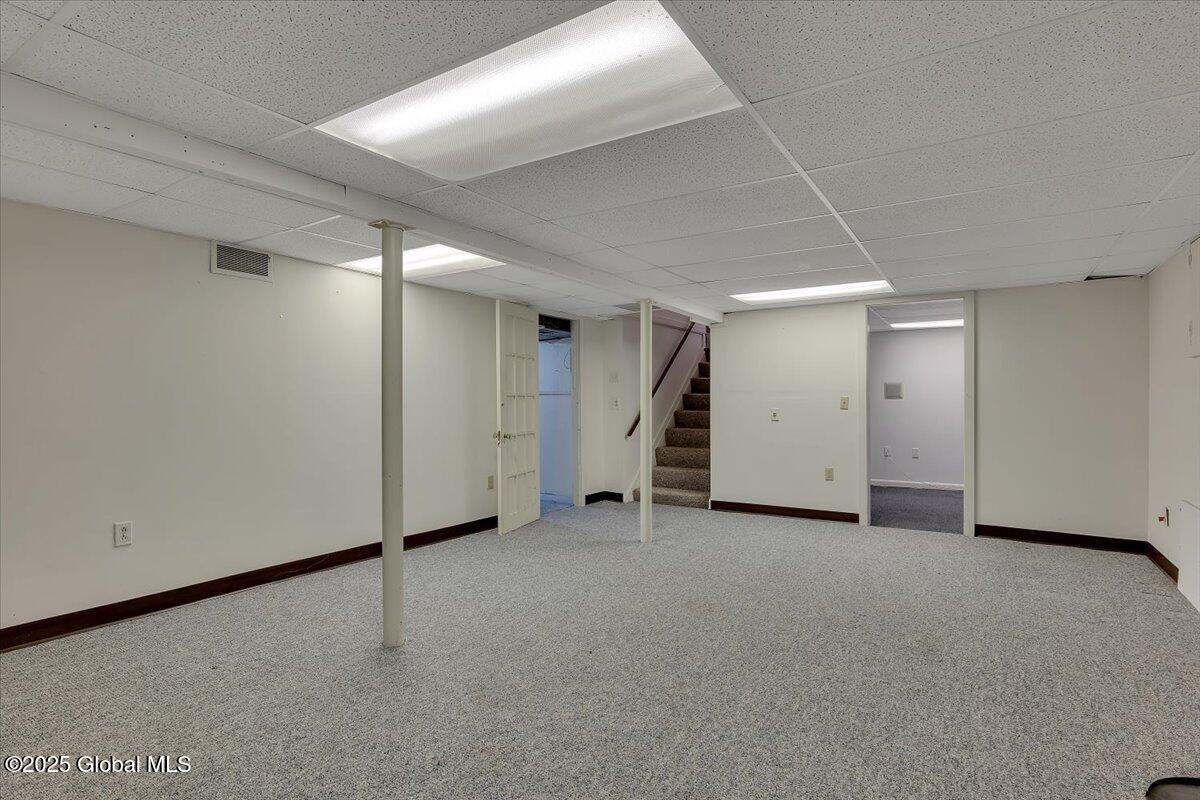 327 Sullivan Road, Schenectady, New York image 26