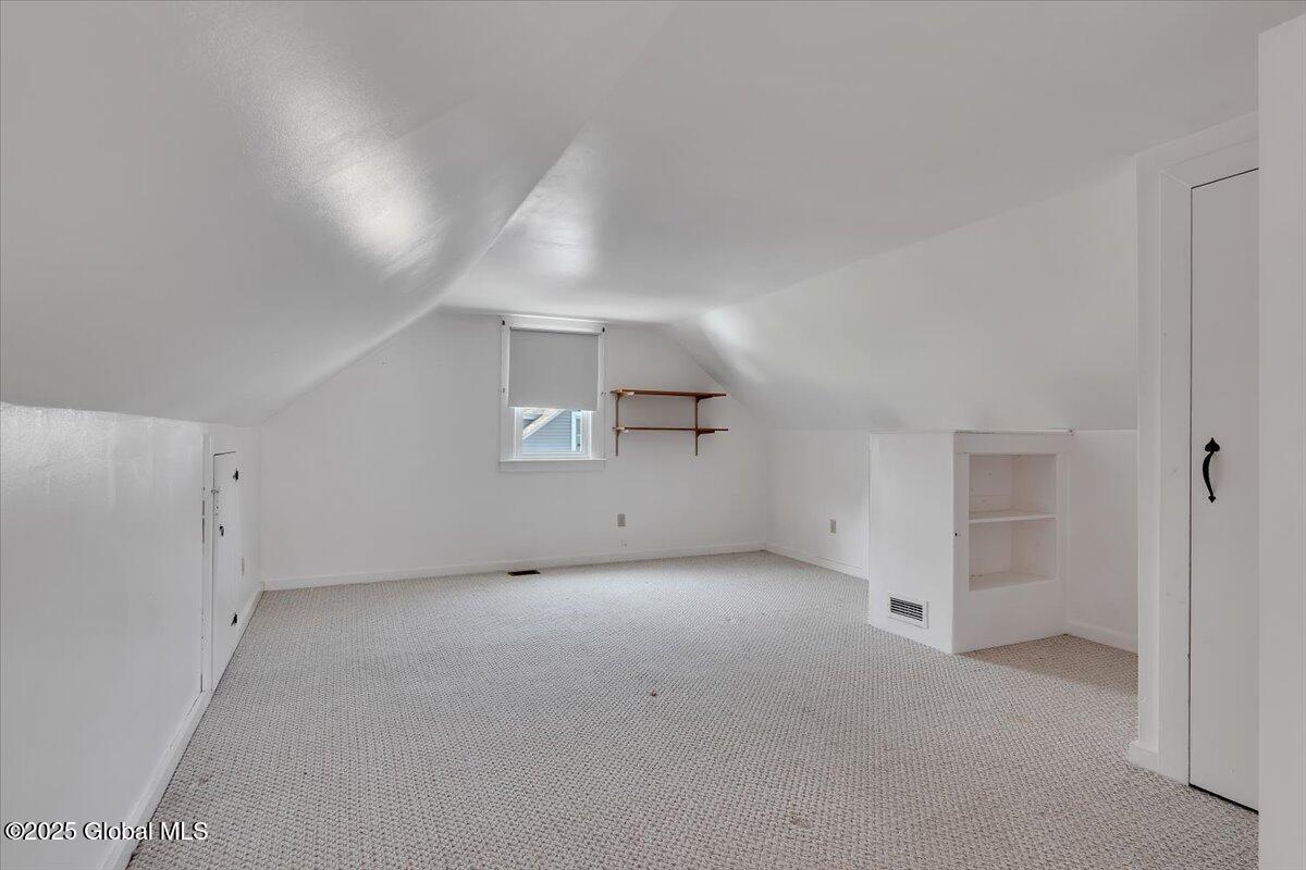 327 Sullivan Road, Schenectady, New York image 22