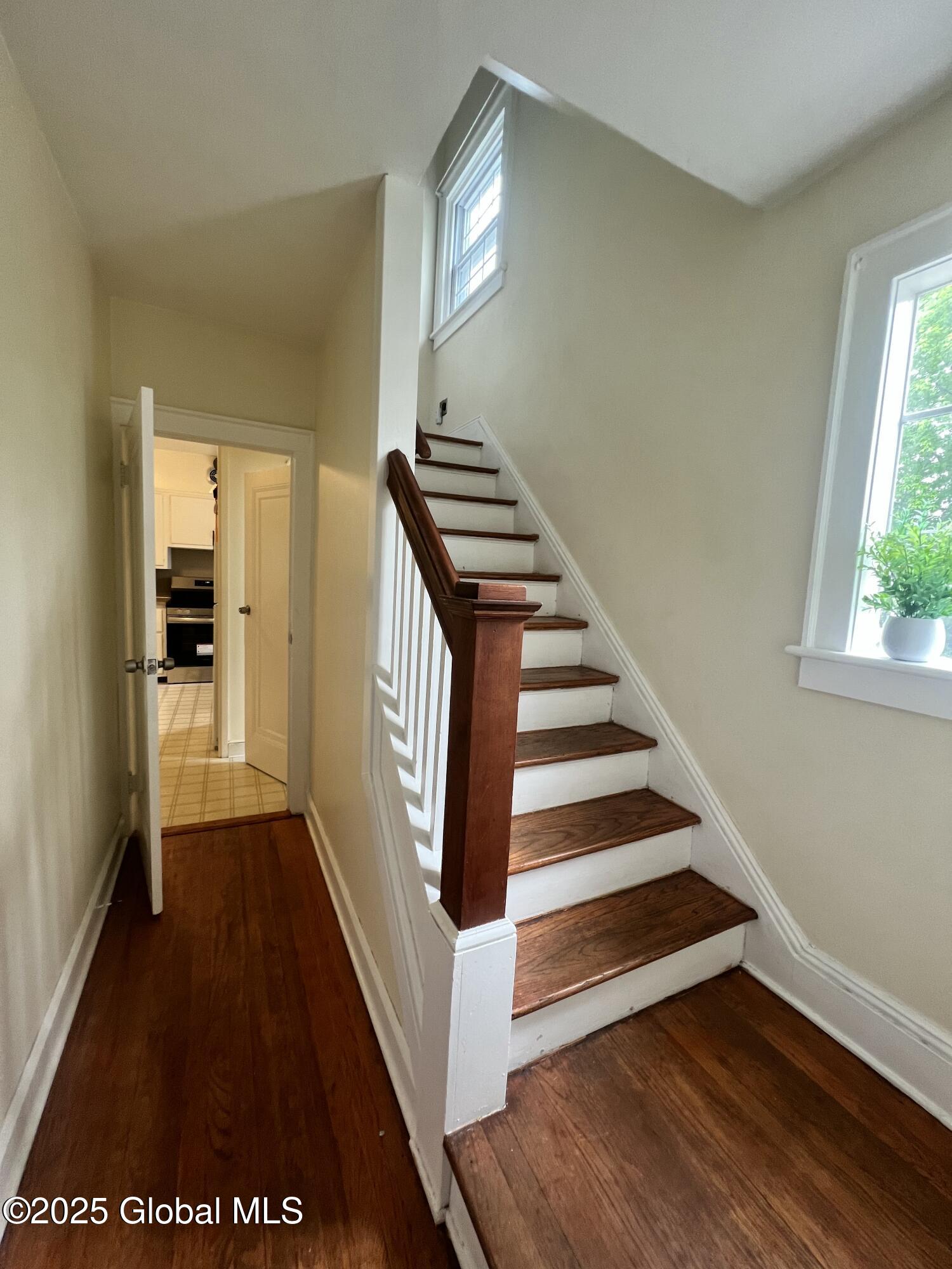 194 S Main Avenue, Albany, New York image 14
