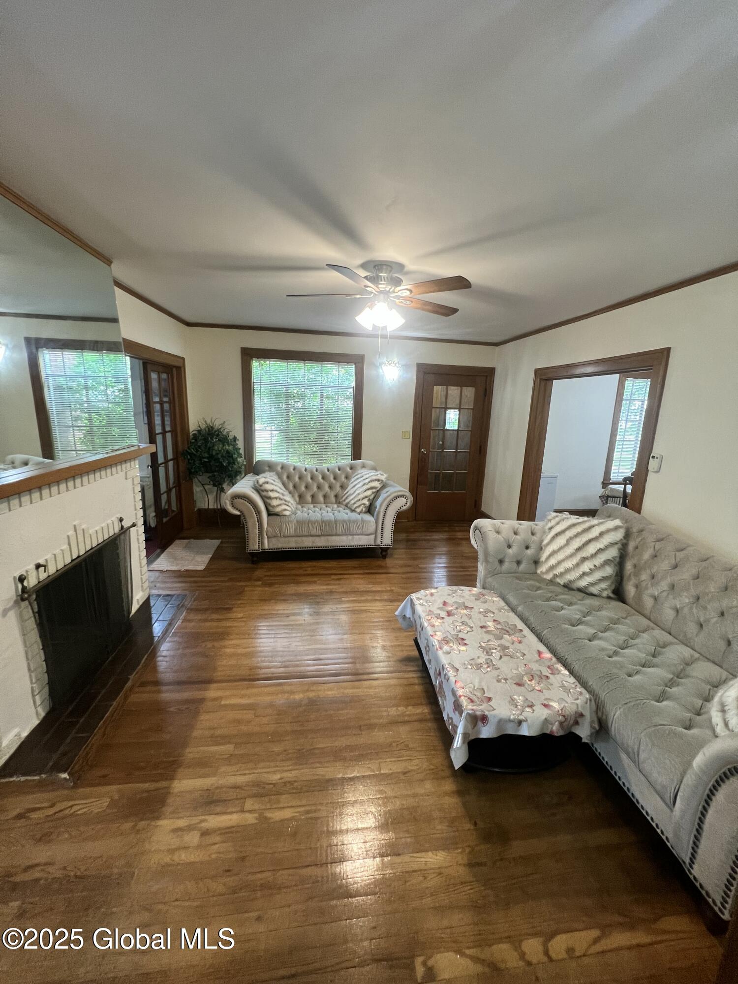 194 S Main Avenue, Albany, New York image 4