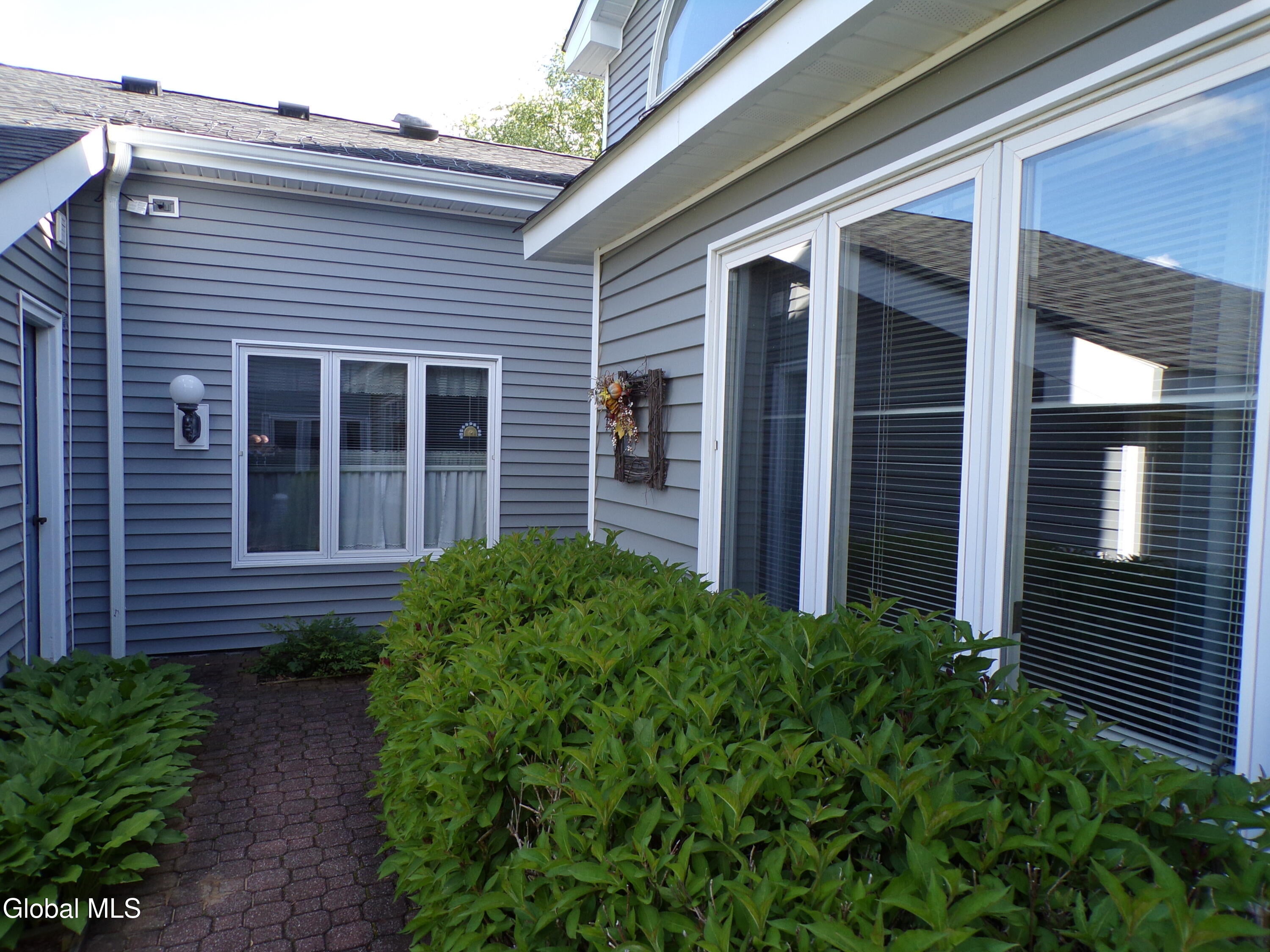 20 Westwood Drive